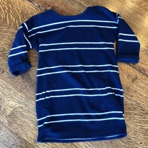 Girls 5T fleece dress w/ pocket, 3/4 sleeve